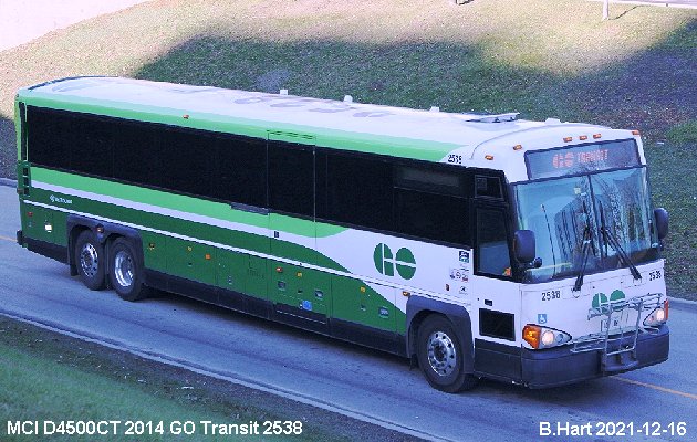 BUS/AUTOBUS: MCI D4500CT 2014 Go Transit