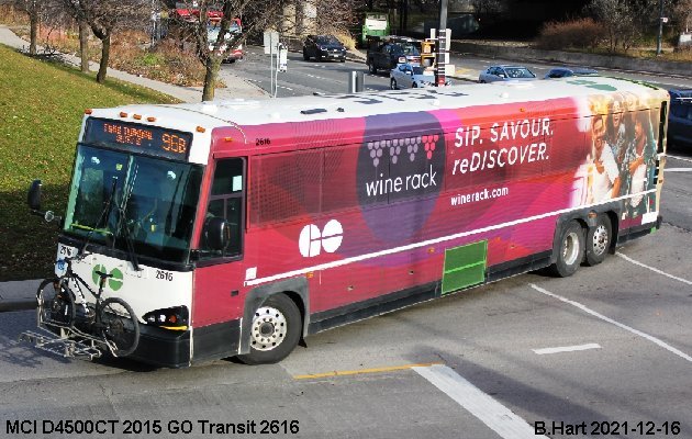 BUS/AUTOBUS: MCI D4500CT 2015 Go Transit