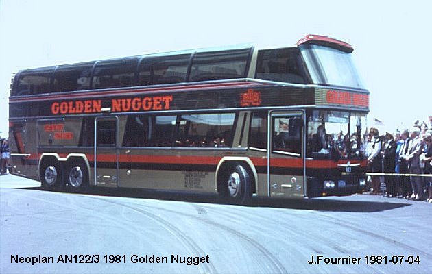 BUS/AUTOBUS: Neoplan AN 122/3 1981 Golden Nugget