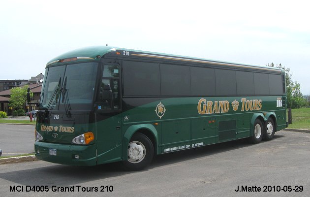 BUS/AUTOBUS: MCI D4005 2010 Grand Tours