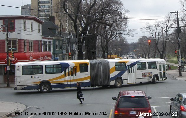 BUS/AUTOBUS: MCI TC60102N 1992 Halifax Metro