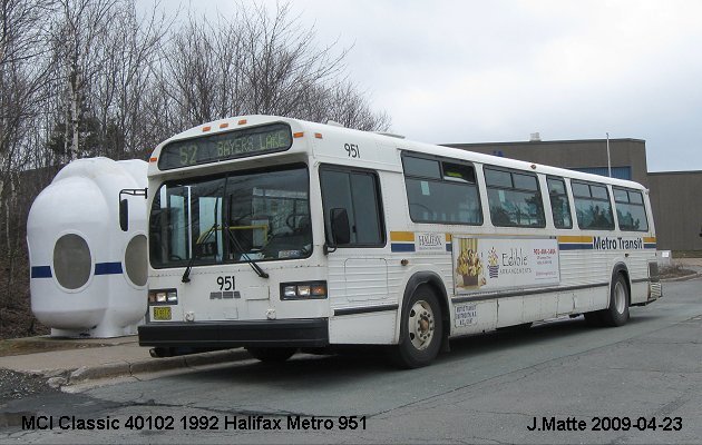 BUS/AUTOBUS: MCI Classic 1992 Halifax Metro