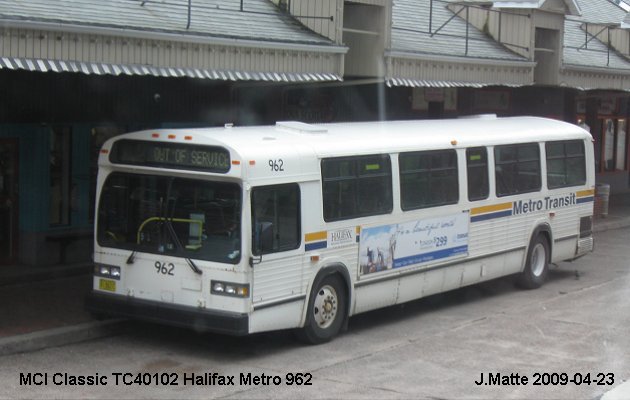 BUS/AUTOBUS: MCI Classic 1992 Halifax Metro