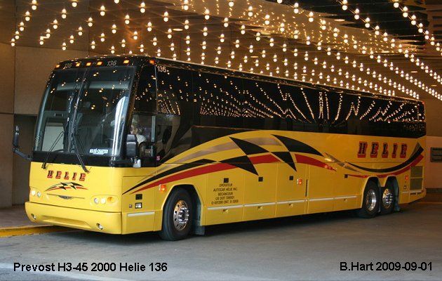 BUS/AUTOBUS: Prevost H3-45 2000 Helie