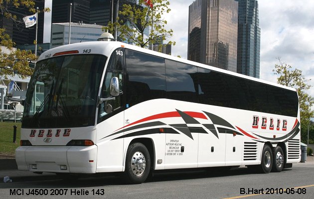 BUS/AUTOBUS: MCI J4500 2007 Helie