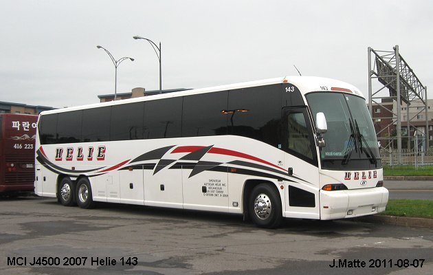 BUS/AUTOBUS: MCI J4500 2007 Helie