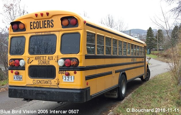 BUS/AUTOBUS: Blue Bird Vision 2005 Intercar