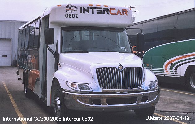 BUS/AUTOBUS: International CC300 2008 Intercar