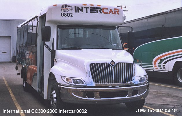 BUS/AUTOBUS: International CC300 2008 Intercar