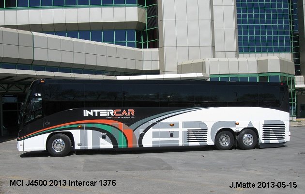 BUS/AUTOBUS: MCI J4500 2013 Intercar