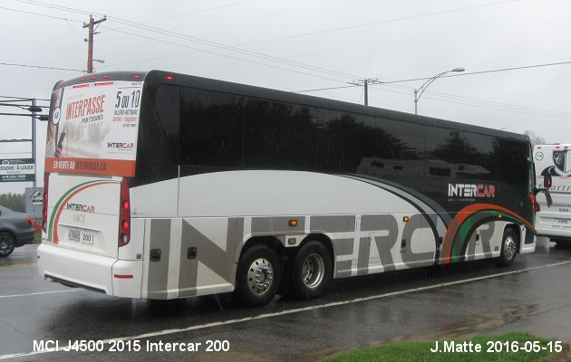 BUS/AUTOBUS: MCI J4500 2015 Intercar