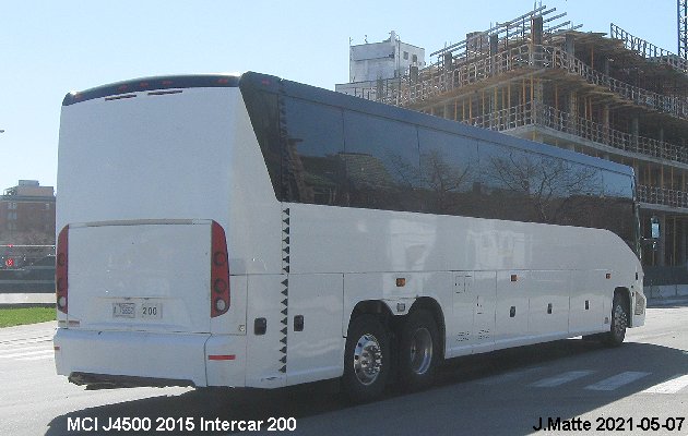 BUS/AUTOBUS: MCI J4500 2015 Intercar