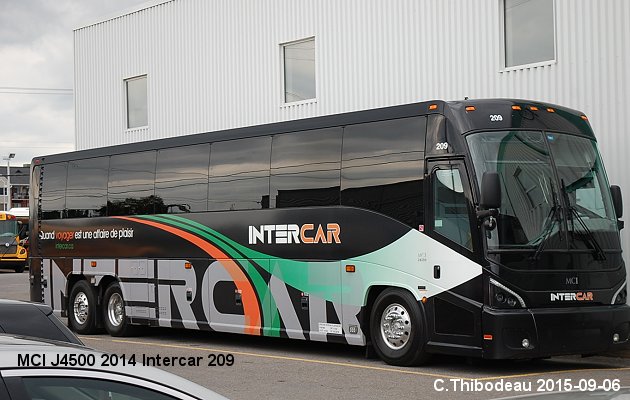 BUS/AUTOBUS: MCI J4500 2014 Intercar