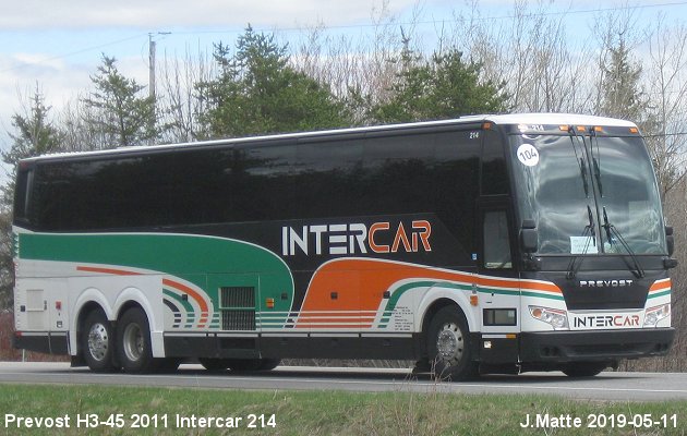 BUS/AUTOBUS: MCI J4500 2011 Intercar