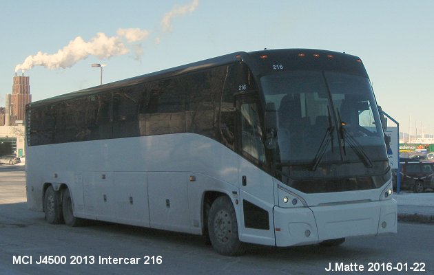 BUS/AUTOBUS: MCI J4500 2013 Intercar