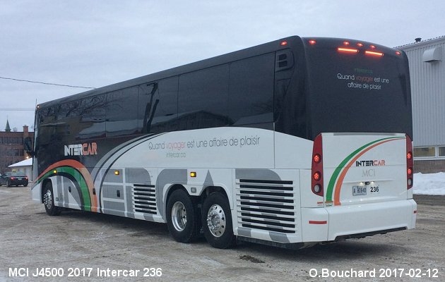 BUS/AUTOBUS: MCI J4500 2017 Intercar