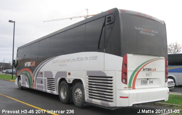 BUS/AUTOBUS: MCI J4500 2017 Intercar