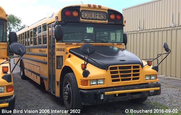 BUS/AUTOBUS: Blue Bird Vision 2006 Intercar