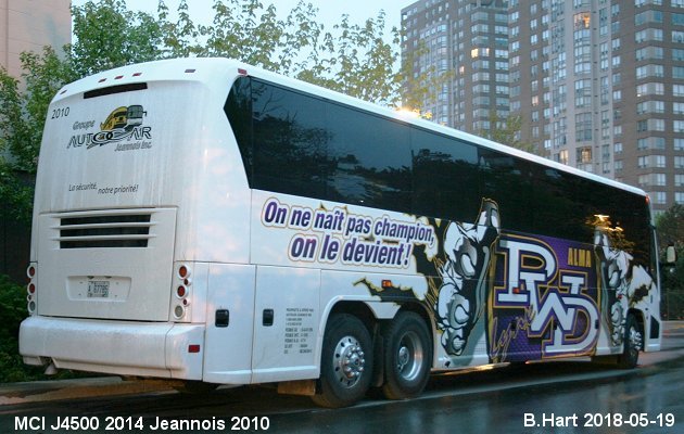 BUS/AUTOBUS: MCI J4500 2014 Jeannois