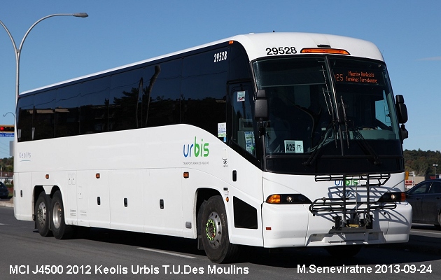 BUS/AUTOBUS: MCI J4500 2012 Keolis