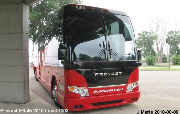 BUS/AUTOBUS: Prevost H3-45 2010 Laval