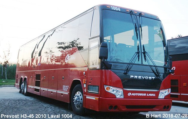 BUS/AUTOBUS: Prevost H3-45 2010 Laval