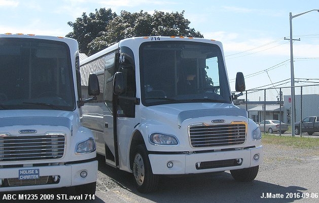 BUS/AUTOBUS: ABC M1235 2009 Laval