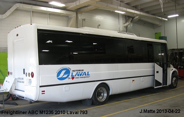 BUS/AUTOBUS: ABC M1235 2010 Autobus Laval