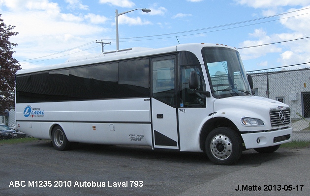 BUS/AUTOBUS: ABC M1235 2010 Autobus Laval