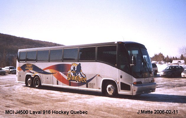 BUS/AUTOBUS: MCI J4500 1997 Laval