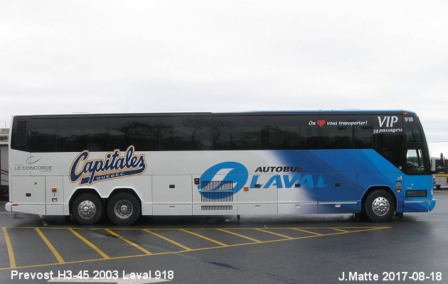 BUS/AUTOBUS: Prevost H3-45 2003 Autobus Laval