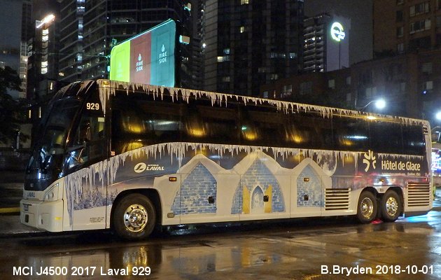 BUS/AUTOBUS: MCI J4500 2017 Laval