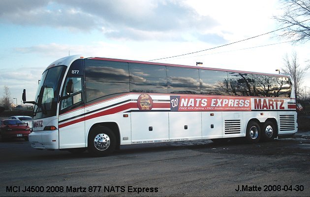 BUS/AUTOBUS: MCI J4500 2008 Martz