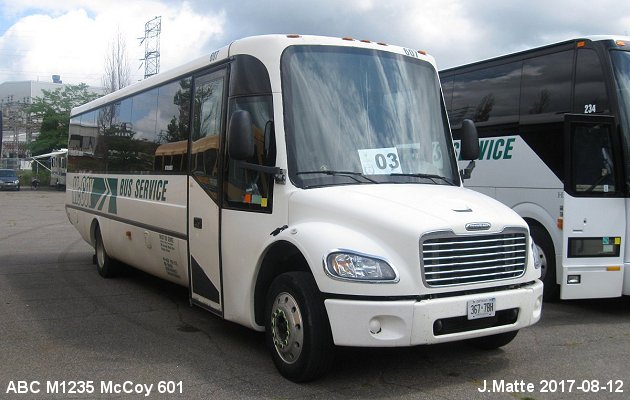 BUS/AUTOBUS: ABC M1235 2006 McCoy