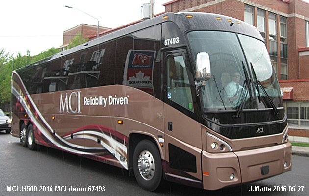 BUS/AUTOBUS: MCI J4500 2016 MCI