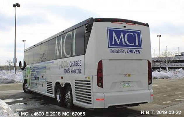 BUS/AUTOBUS: MCI J4500 E 2018 MCI