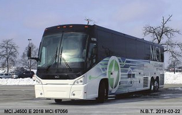 BUS/AUTOBUS: MCI J4500 E 2018 MCI