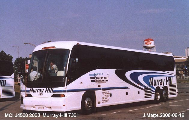 BUS/AUTOBUS: MCI J4500 2003 Murray Hill