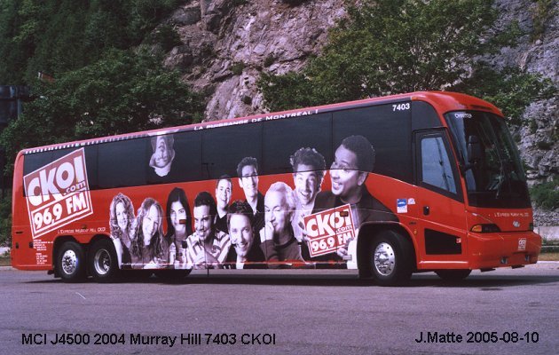 BUS/AUTOBUS: MCI J4500 2004 Murray Hill