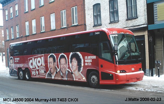 BUS/AUTOBUS: MCI J4500 2004 Murray Hill