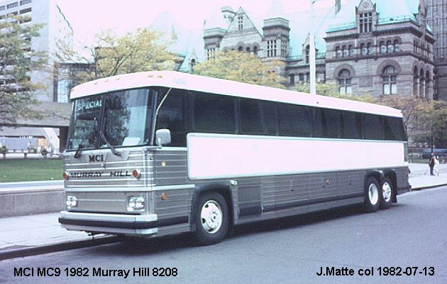 BUS/AUTOBUS: MCI MC 9 1982 Murray Hill
