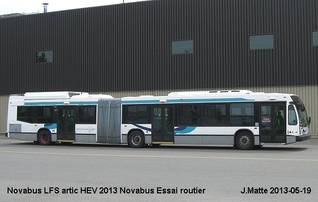 BUS/AUTOBUS: Novabus HEV artic 2013 Novabus