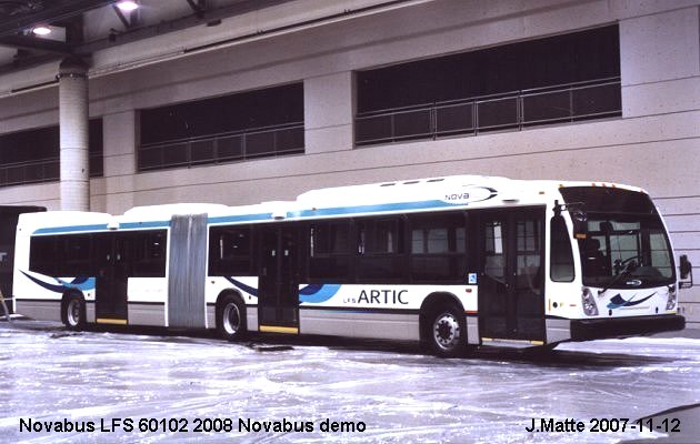 BUS/AUTOBUS: Novabus LFS artic 2008 Novabus