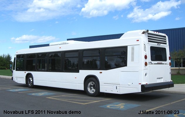 BUS/AUTOBUS: Novabus LFS 2010 Novabus