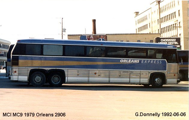 BUS/AUTOBUS: MCI MC 9 1979 Orleans