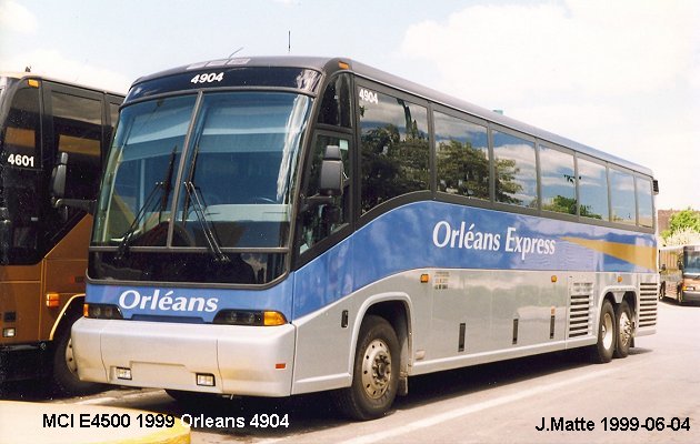 BUS/AUTOBUS: MCI E 4500 1999 Orleans