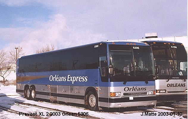 BUS/AUTOBUS: Prevost XL-2 2003 Orleans