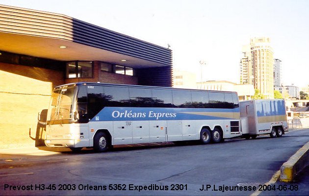 BUS/AUTOBUS: Prevost H3-45 2003 Orleans