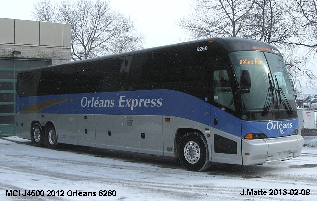 BUS/AUTOBUS: MCI J4500 2012 Orleans