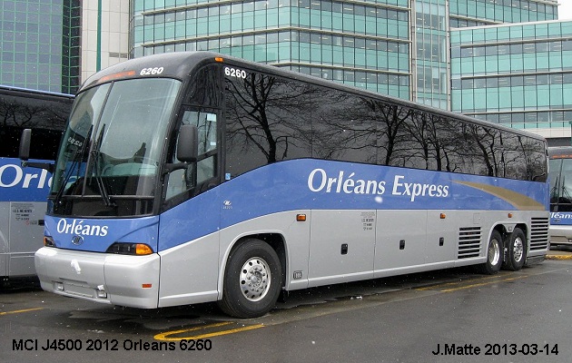 BUS/AUTOBUS: MCI J4500 2012 Orleans